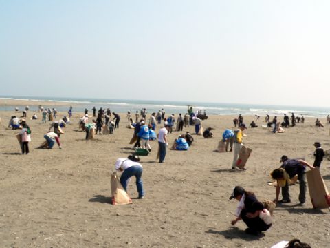 第16回宮崎県赤江・木崎浜清掃に参加しました